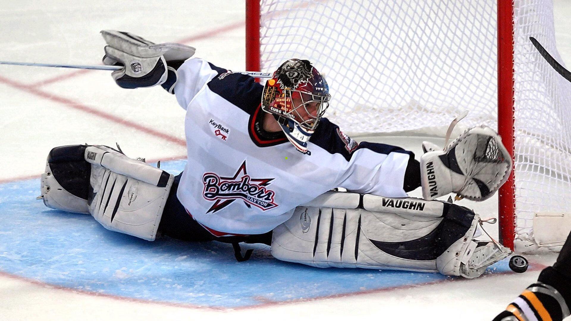 科曼力挺荷兰锋线新星，人才济济未来可期，斯泰恩成长之路仍需锤炼